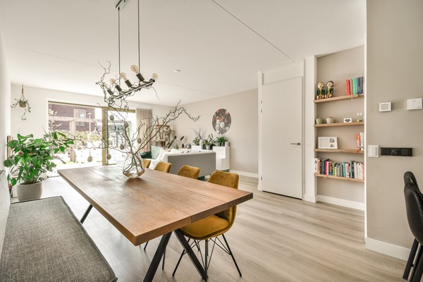 Medium property photo - Klaas Geertsplantsoen 10, 1022 LK Amsterdam